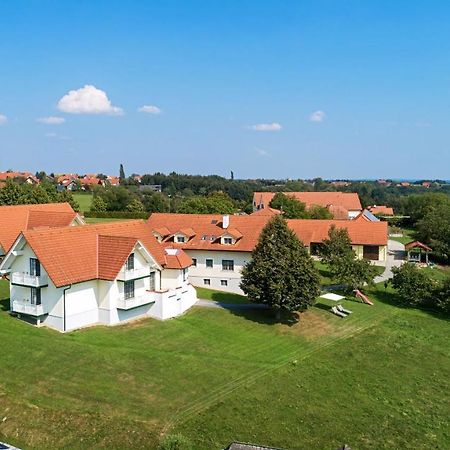 Sonntagsberg Hof Familie Fiedler Hotel Bad Waltersdorf Luaran gambar
