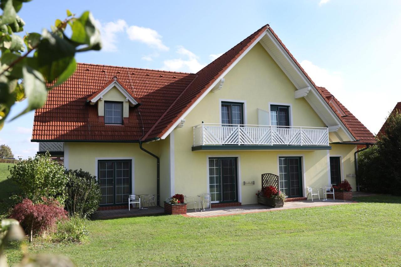 Sonntagsberg Hof Familie Fiedler Hotel Bad Waltersdorf Luaran gambar